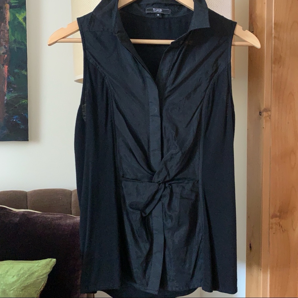 Sleeveless tux shirt